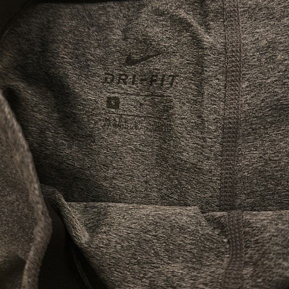 Nike pro - Picture 2 of 3